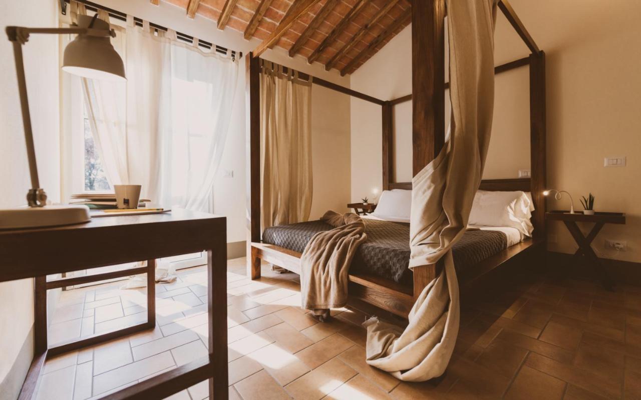 Borgo Le Colline Luxury Agriturismo In Tuscany Гамбасси-Терме Экстерьер фото