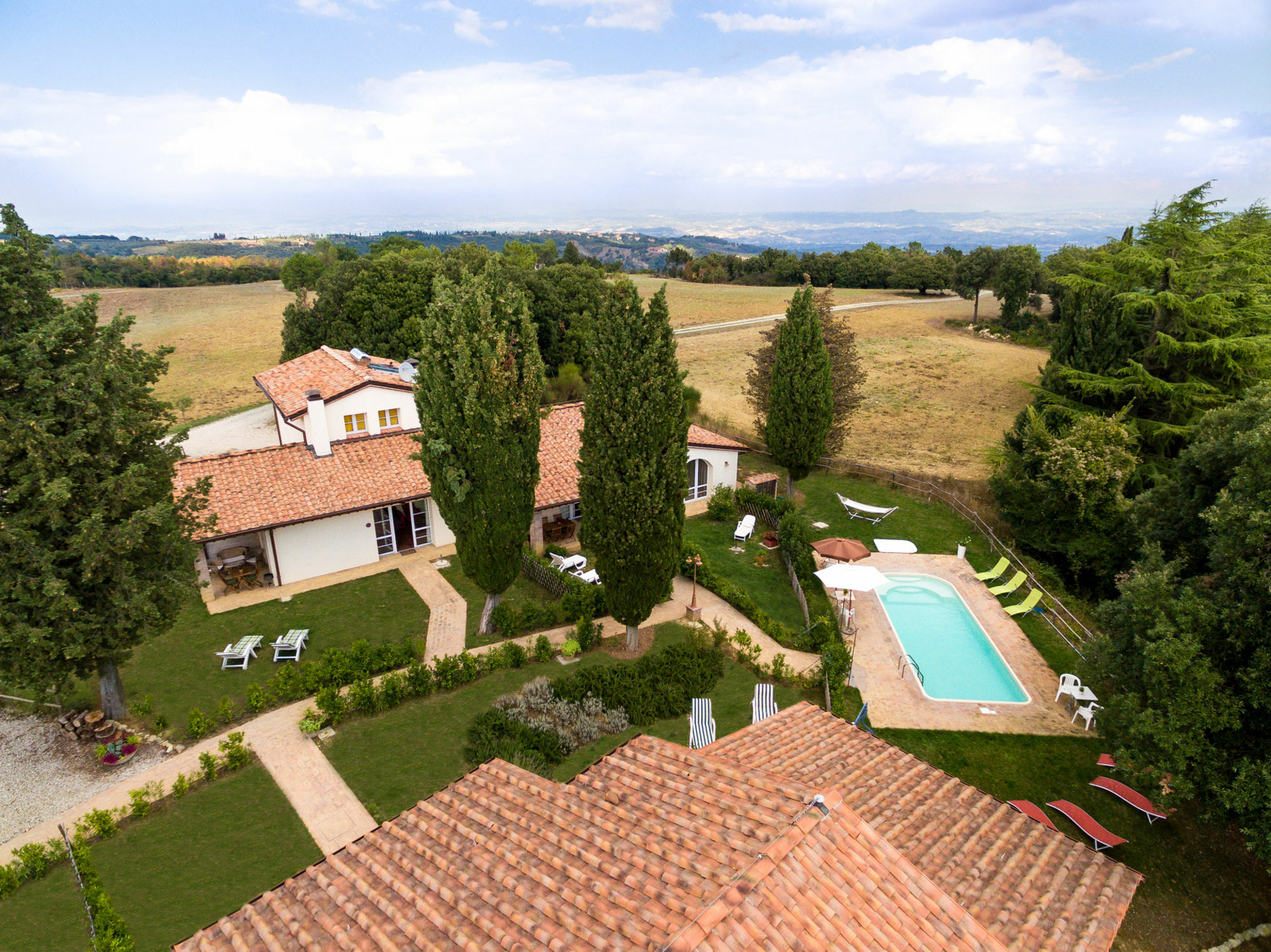 Borgo Le Colline Luxury Agriturismo In Tuscany Гамбасси-Терме Экстерьер фото
